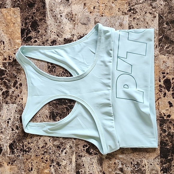 Crop Top - Picture 2 of 3